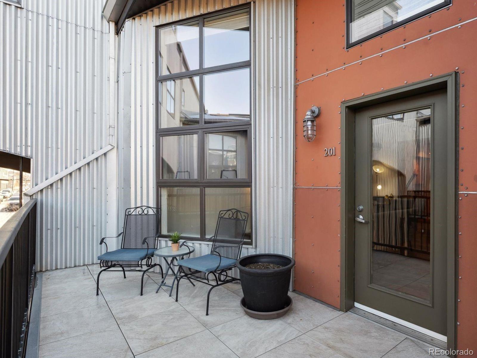 3195 Blake Street 201, Denver, CO, 80205 1 3195 Blake Street 201