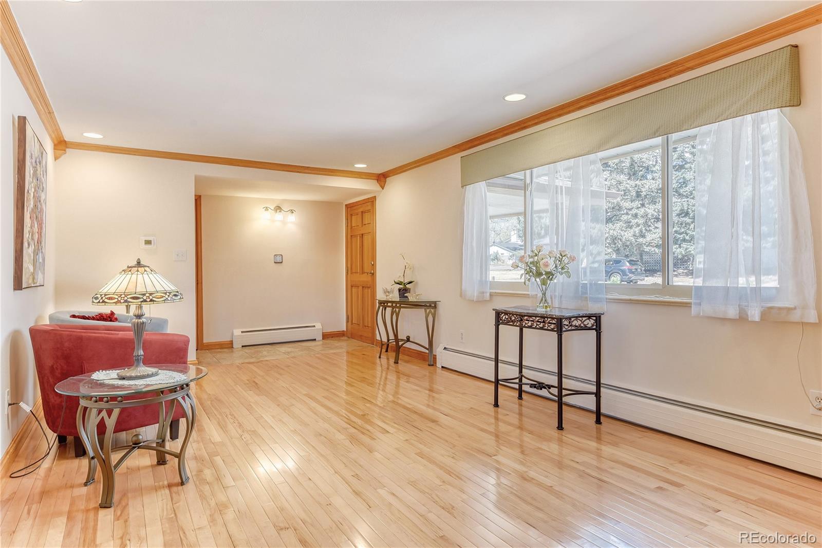 6376 W Roxbury Place