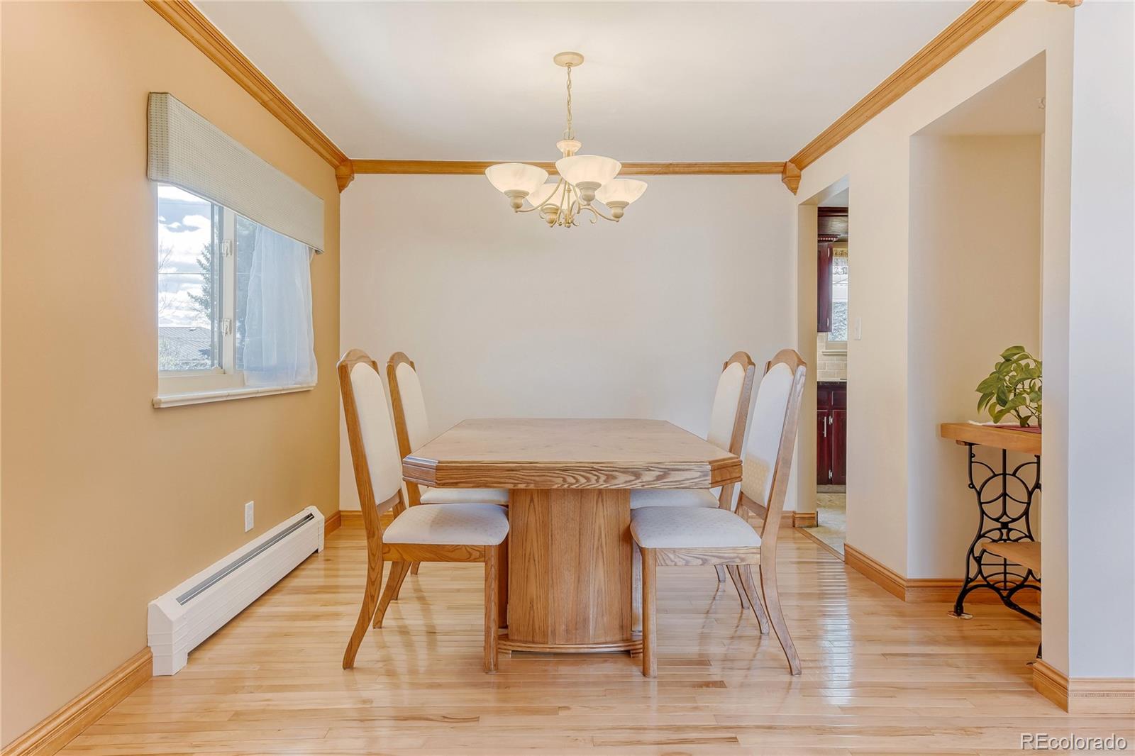 6376 W Roxbury Place