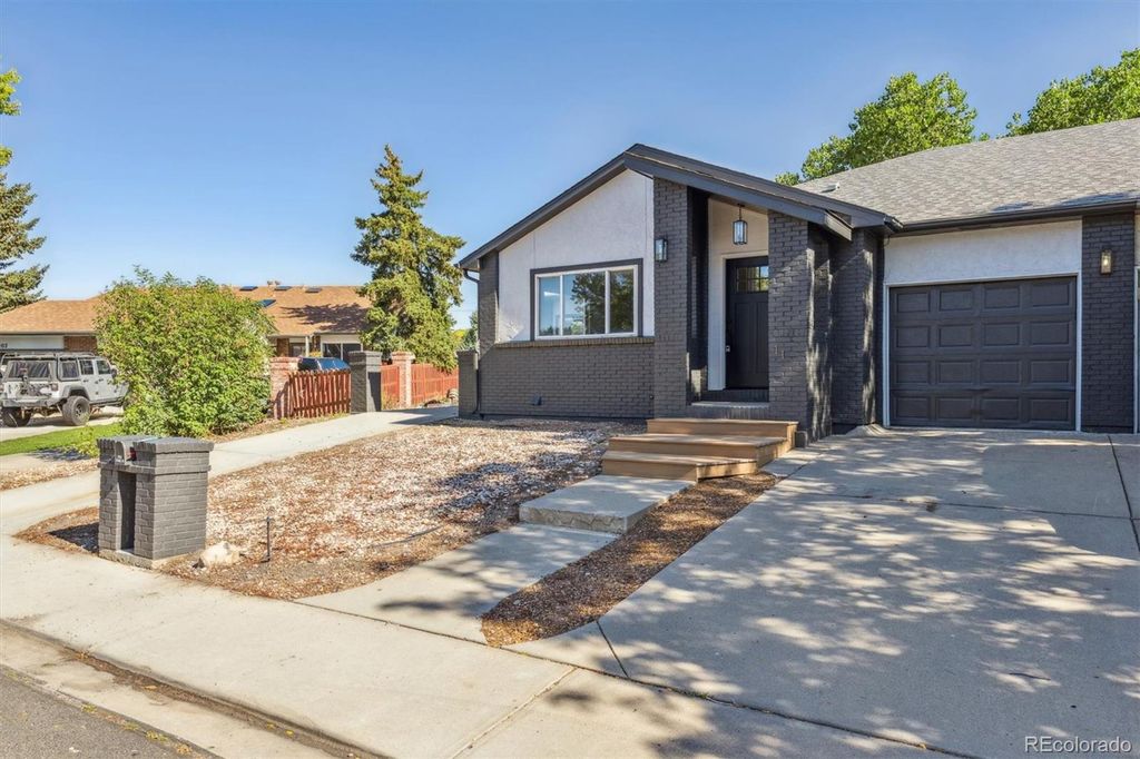 Photo of 1140 Parker Drive, Longmont, CO 80501 (MLS # 1946117)