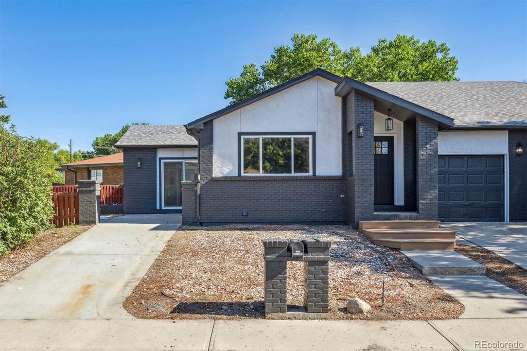 Photo of 1140 Parker Drive, Longmont, CO 80501 (MLS # 1946117)