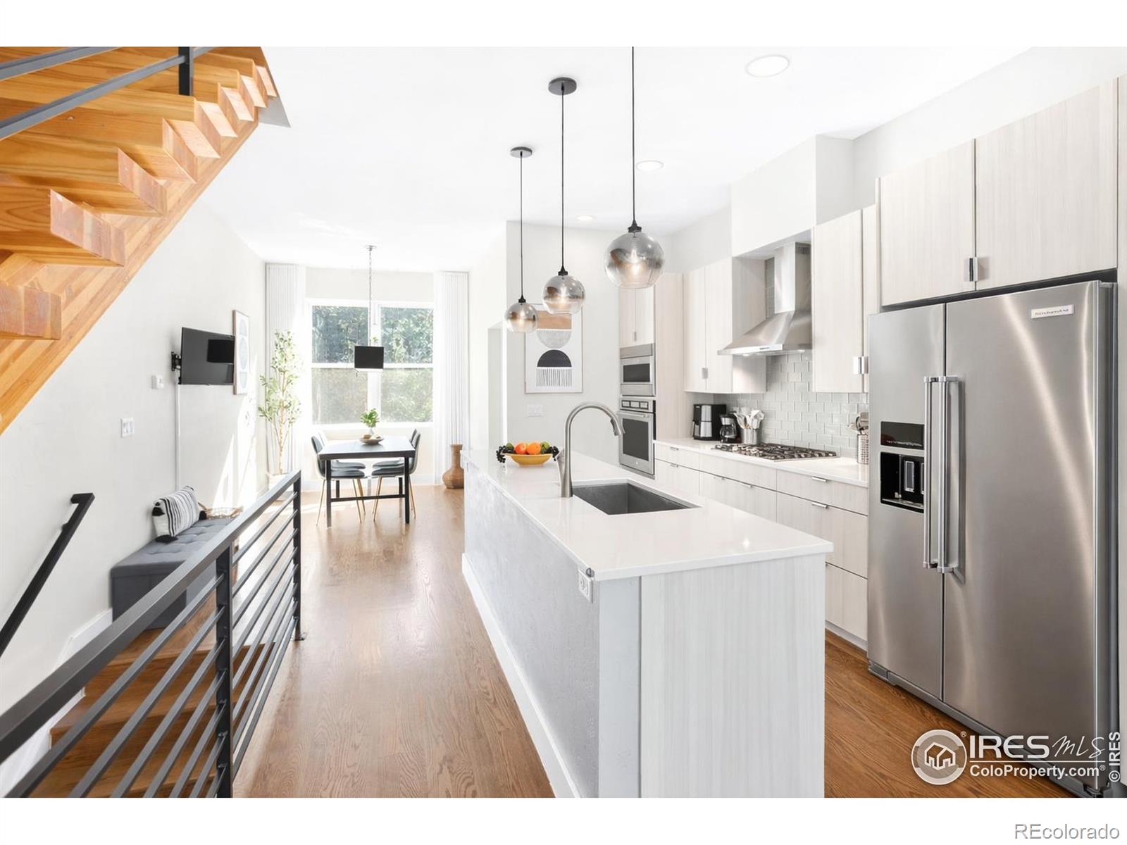 2139 N Downing Street