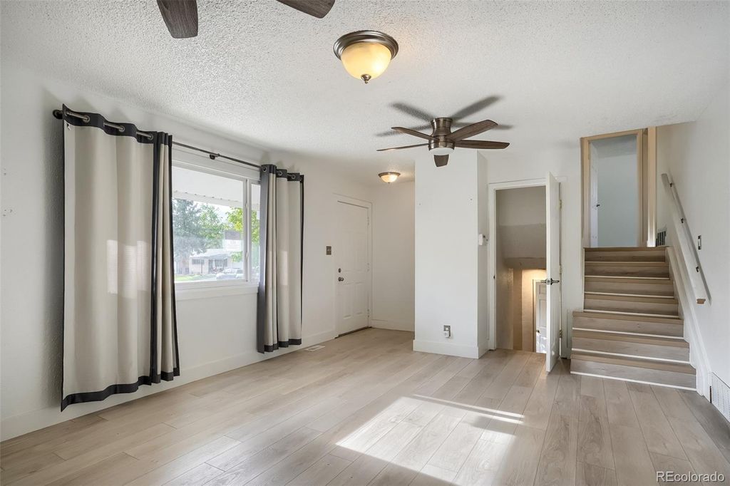 Photo of 5542 Sable Street, Denver, CO 80239 (MLS # 8785753)