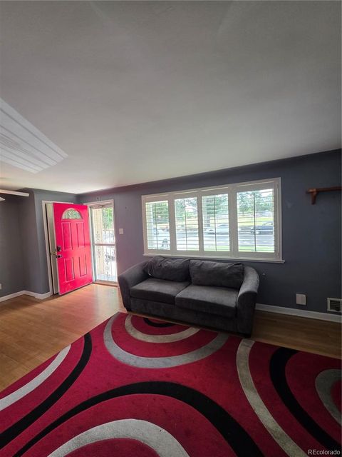 2516 S Stuart Street Denver CO 80219