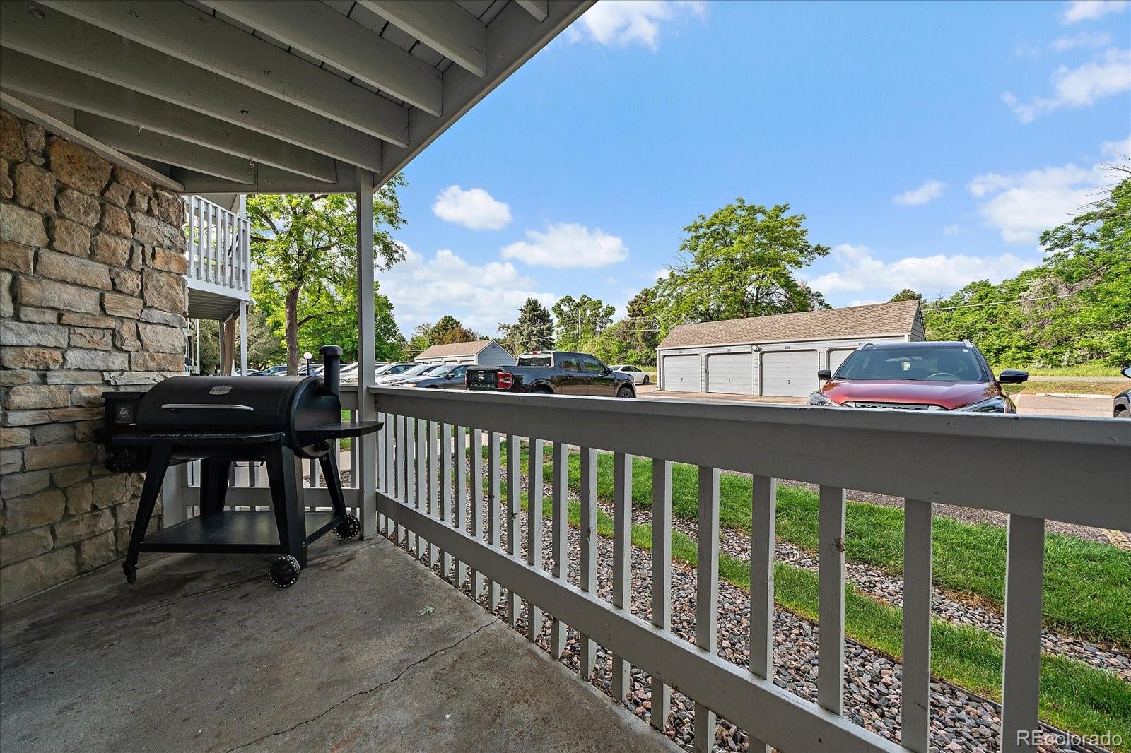 8335 Fairmount Drive 2-105