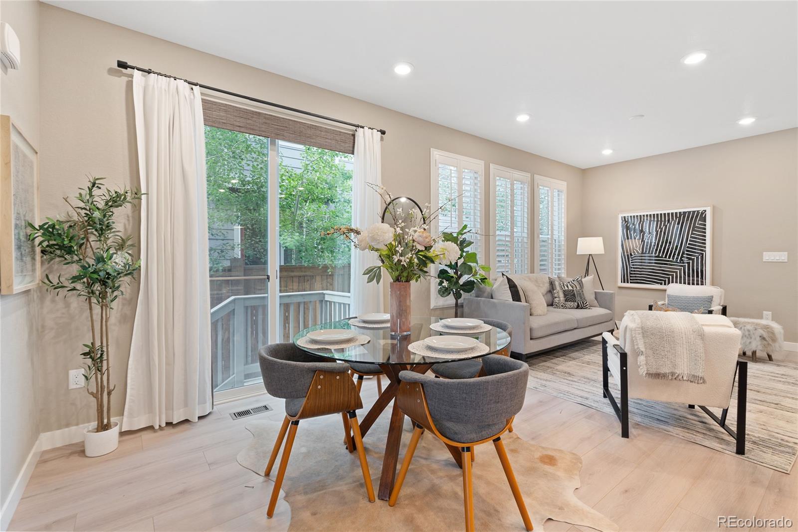 239 W Jamison Court
