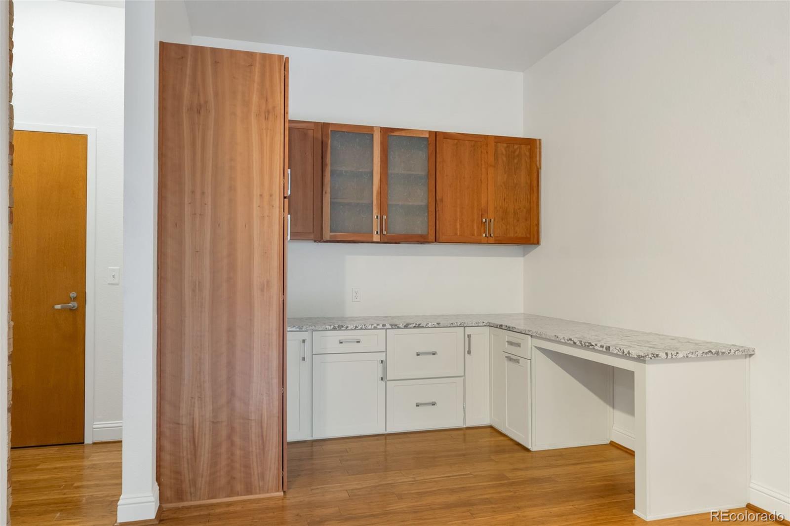 5401 S Park Terrace Avenue 208B