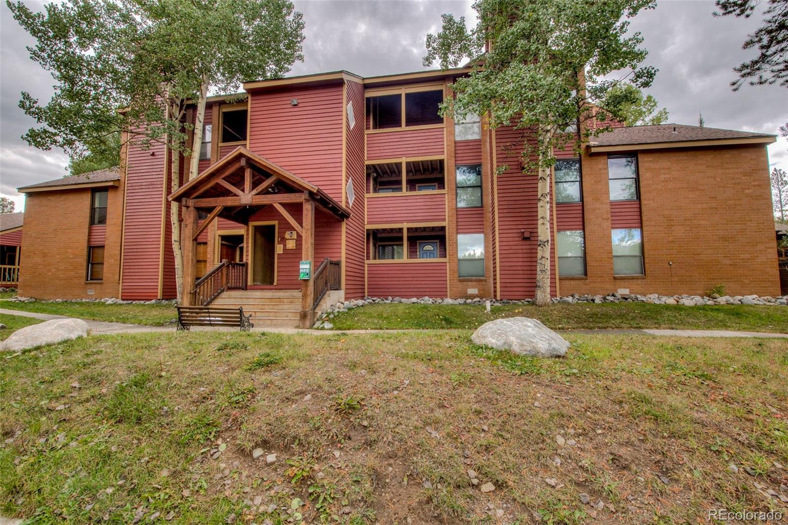 129 Broken Lance Drive B304