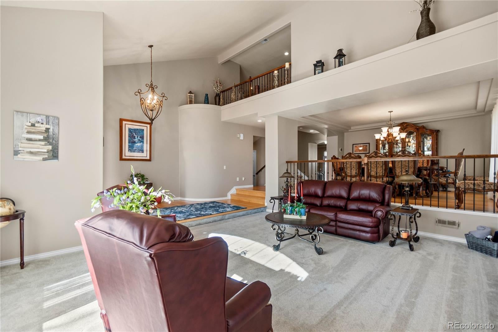 2073 Avery Way
