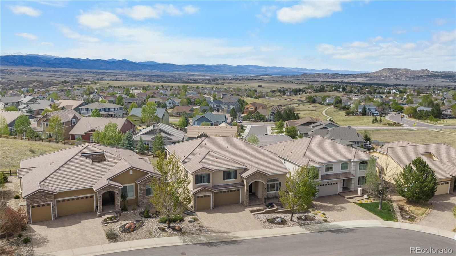 2073 Avery Way