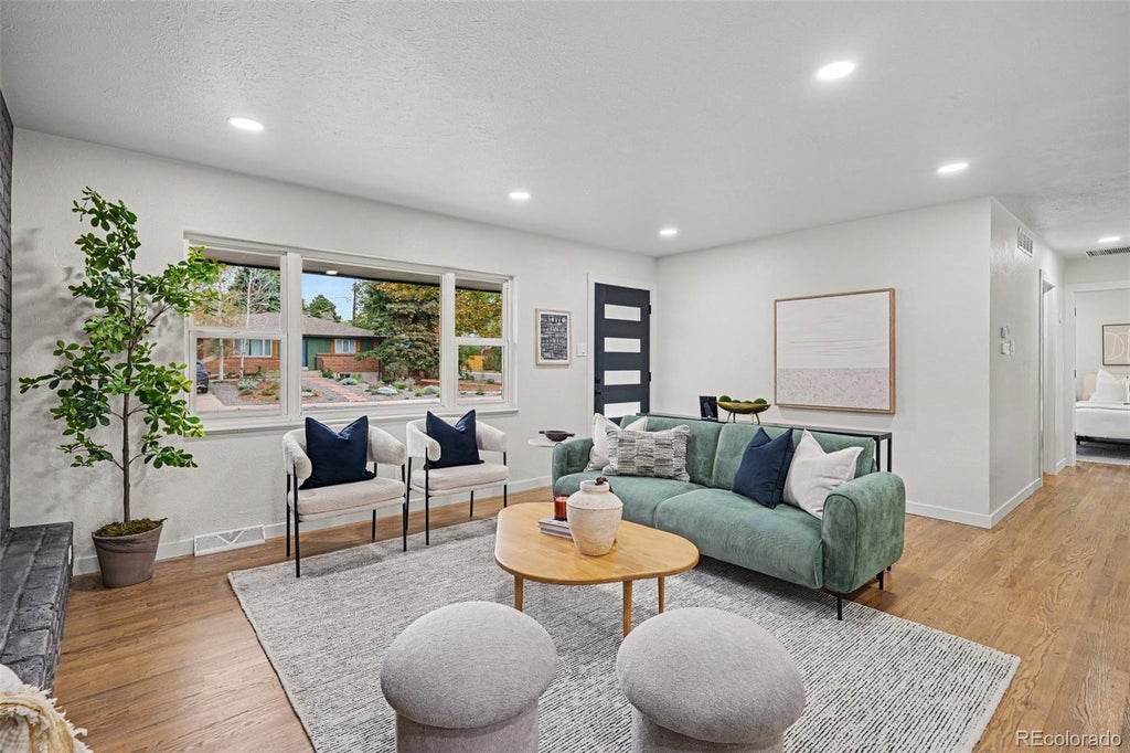Photo of 1714 S Vivian Court, Lakewood, CO 80228 (MLS # 9373465)