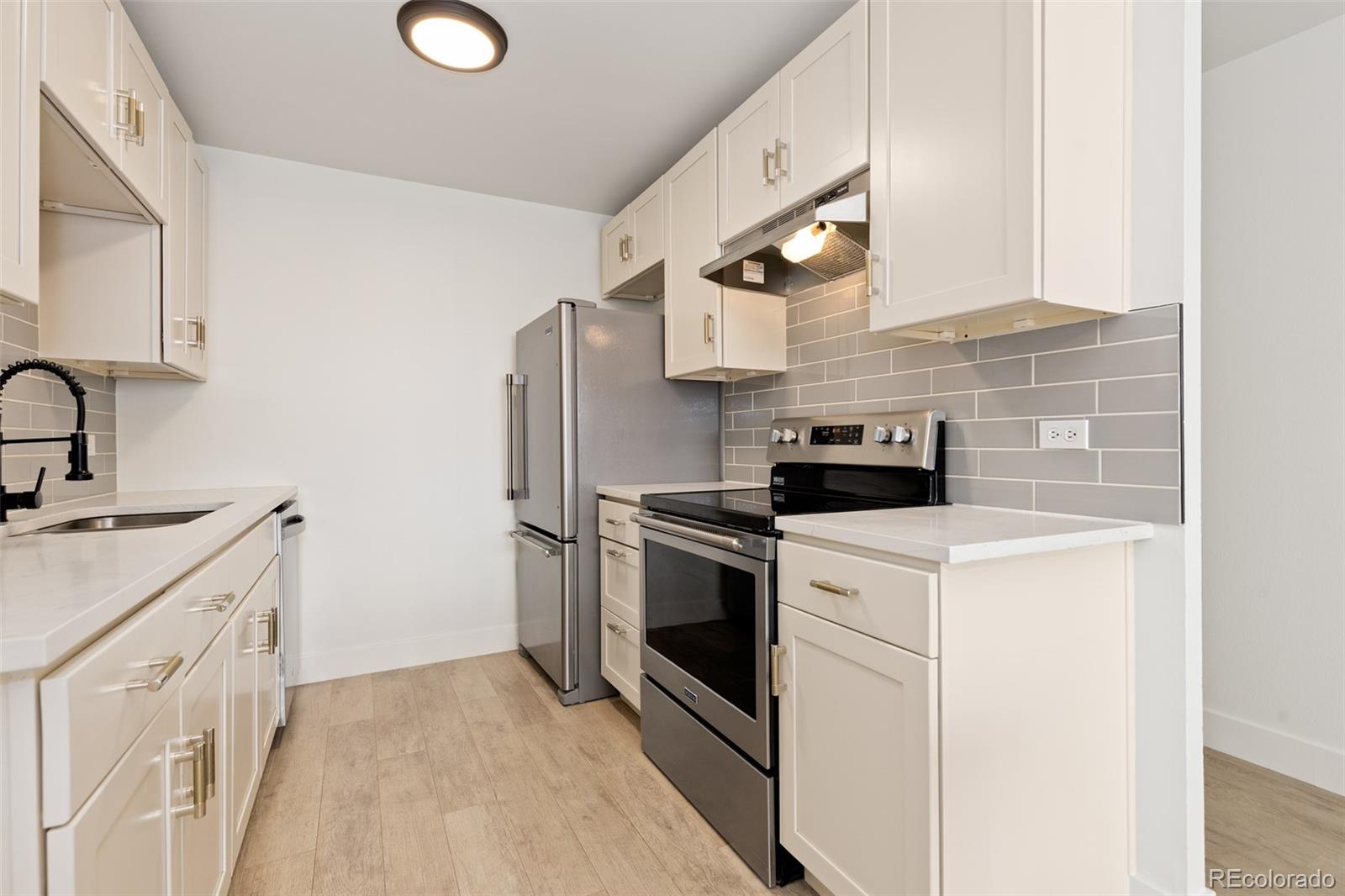 550 E 12th Avenue 1905