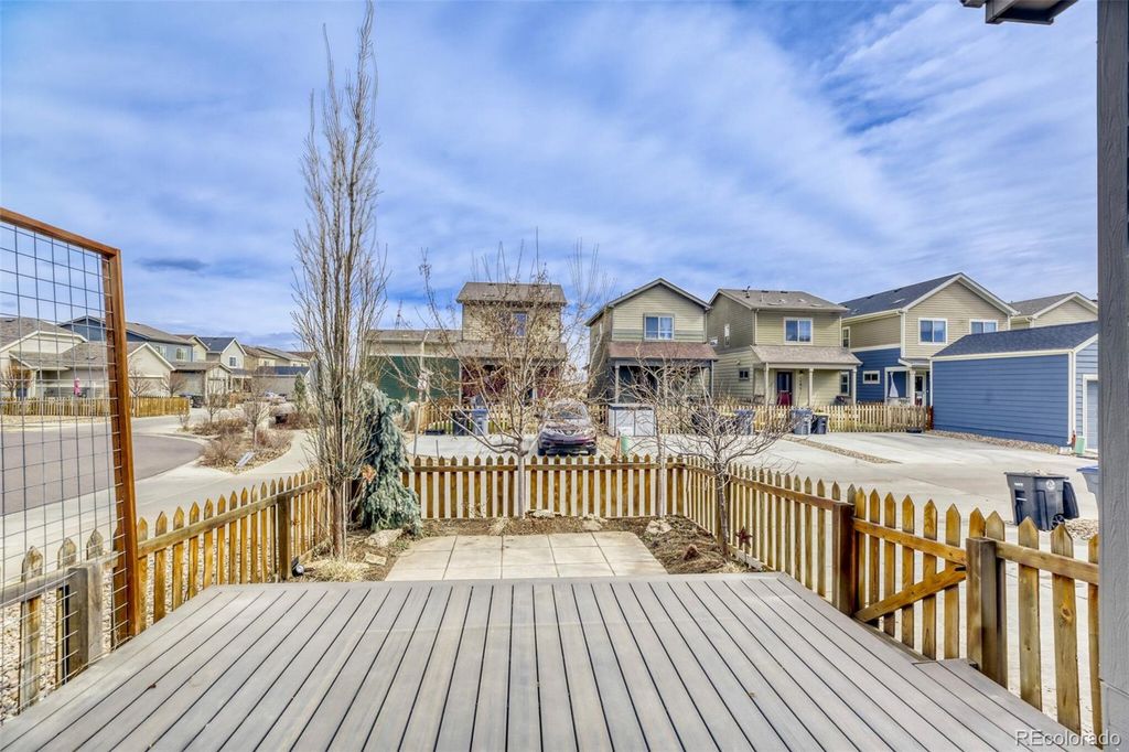Photo of 1205 Hummingbird Circle, Longmont, CO 80501 (MLS # 2072417)