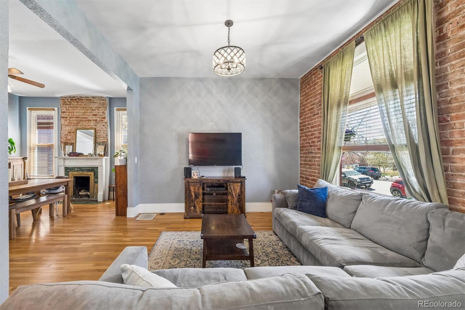 2422 N Williams Street