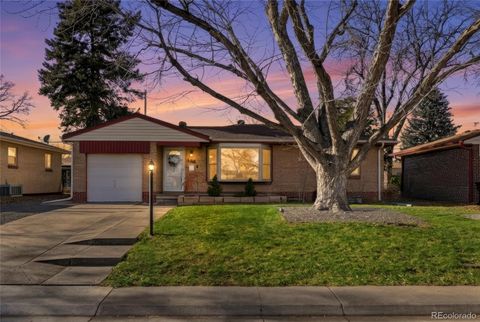 1425 S Eaton Court Lakewood CO 80232