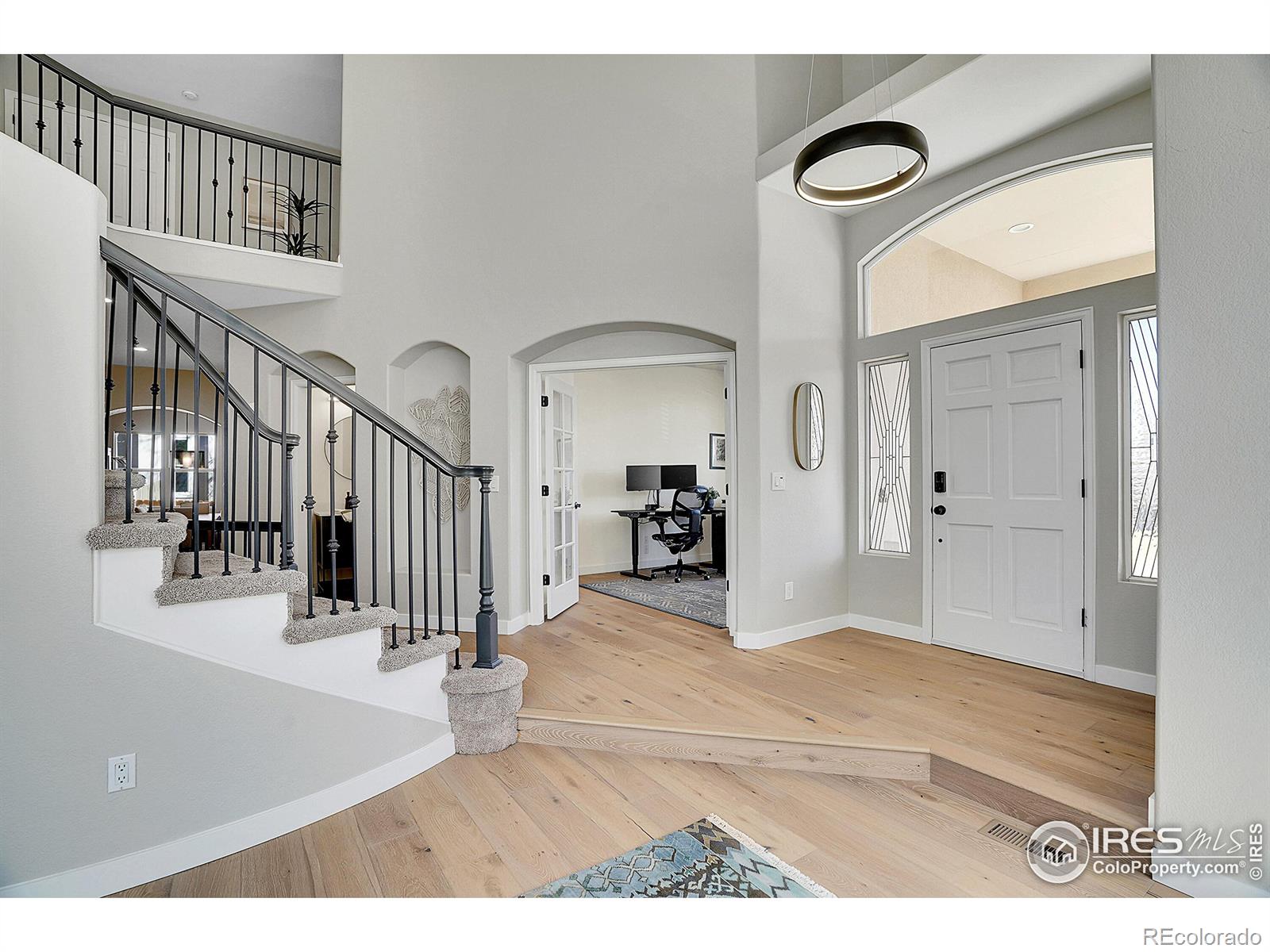 1845 Vernon Lane