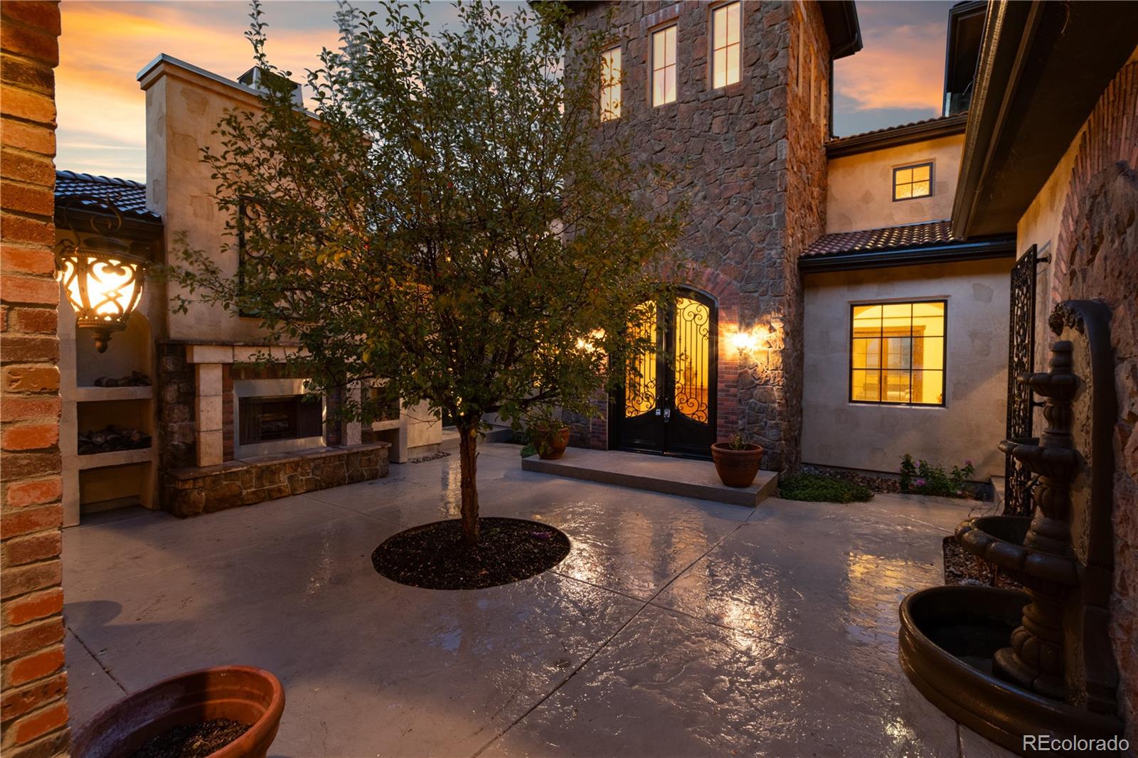 2869 Valley Park Drive