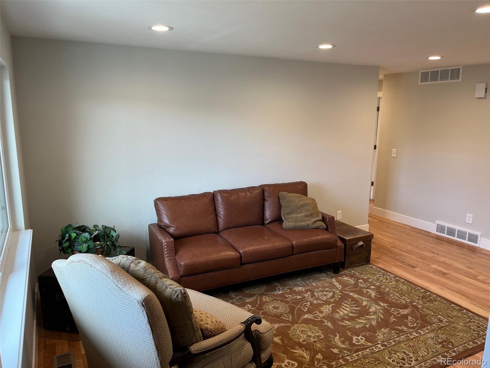 4900 S Garrison Street