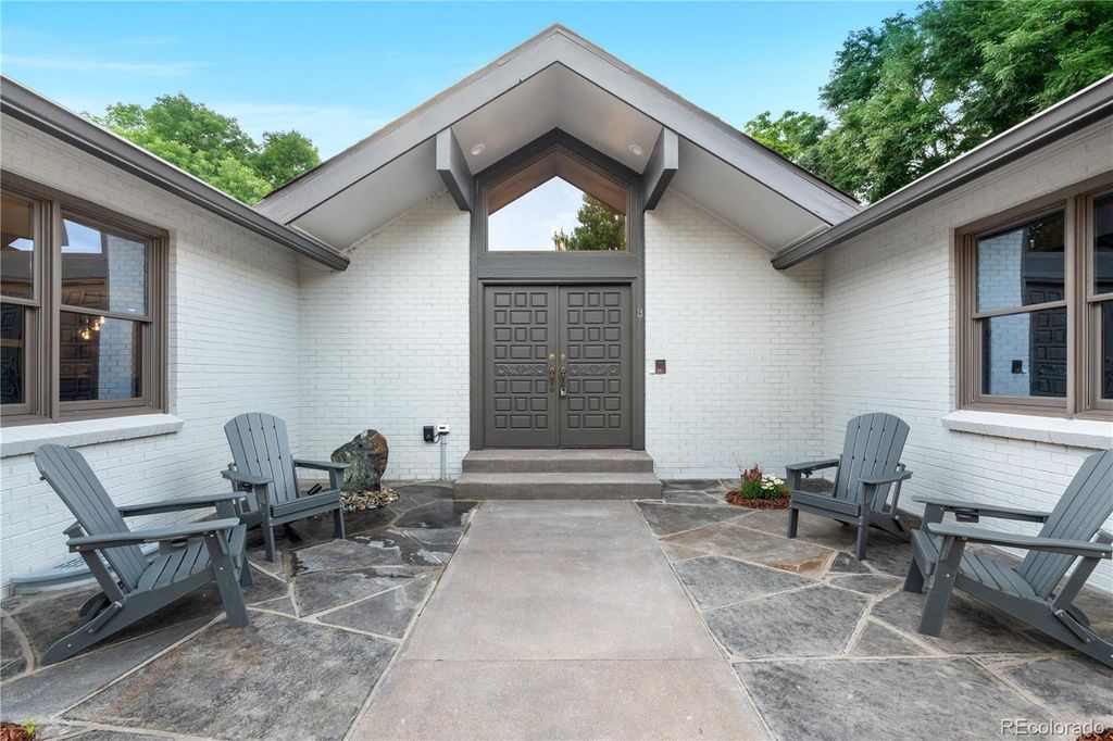 Photo of 3 Columbine Lane, Littleton, CO 80123 (MLS # 6791145)