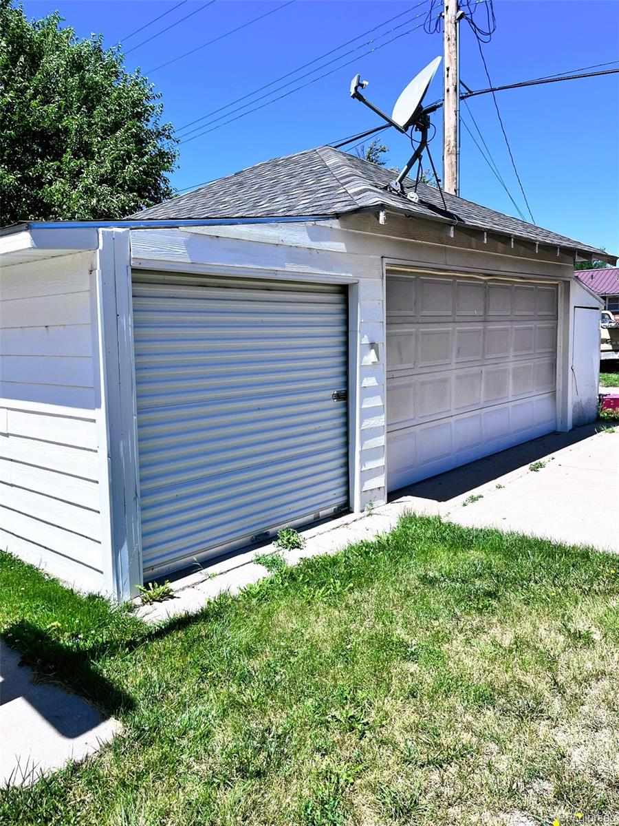 120 E 5th Street