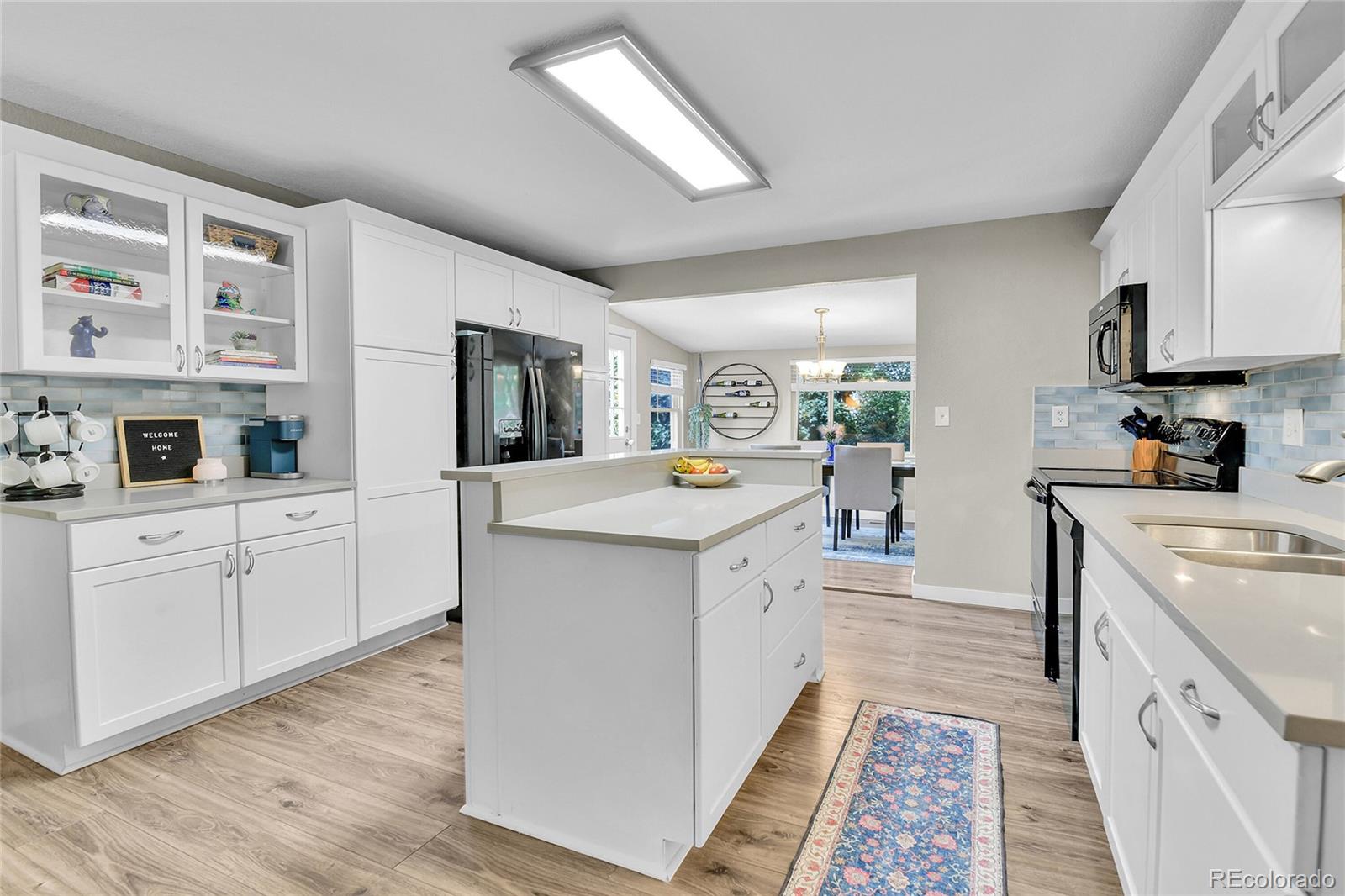 1528 S Robb Court