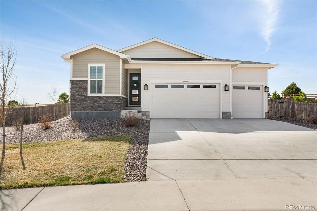 Photo of 4020 Castle Vista Lane, Castle Rock, CO 80104 (MLS # 8883246)