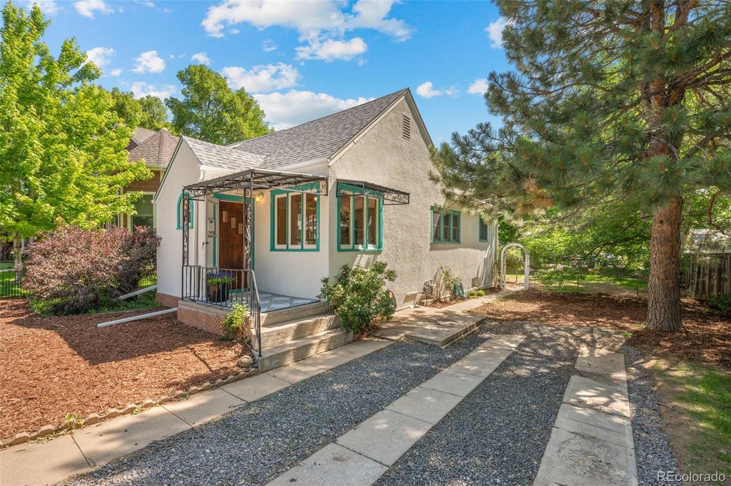 Photo of 1008 La Farge Avenue, Louisville, CO 80027 (MLS # 3709768)