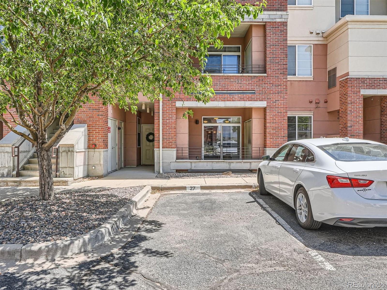 4100 Albion Street 611