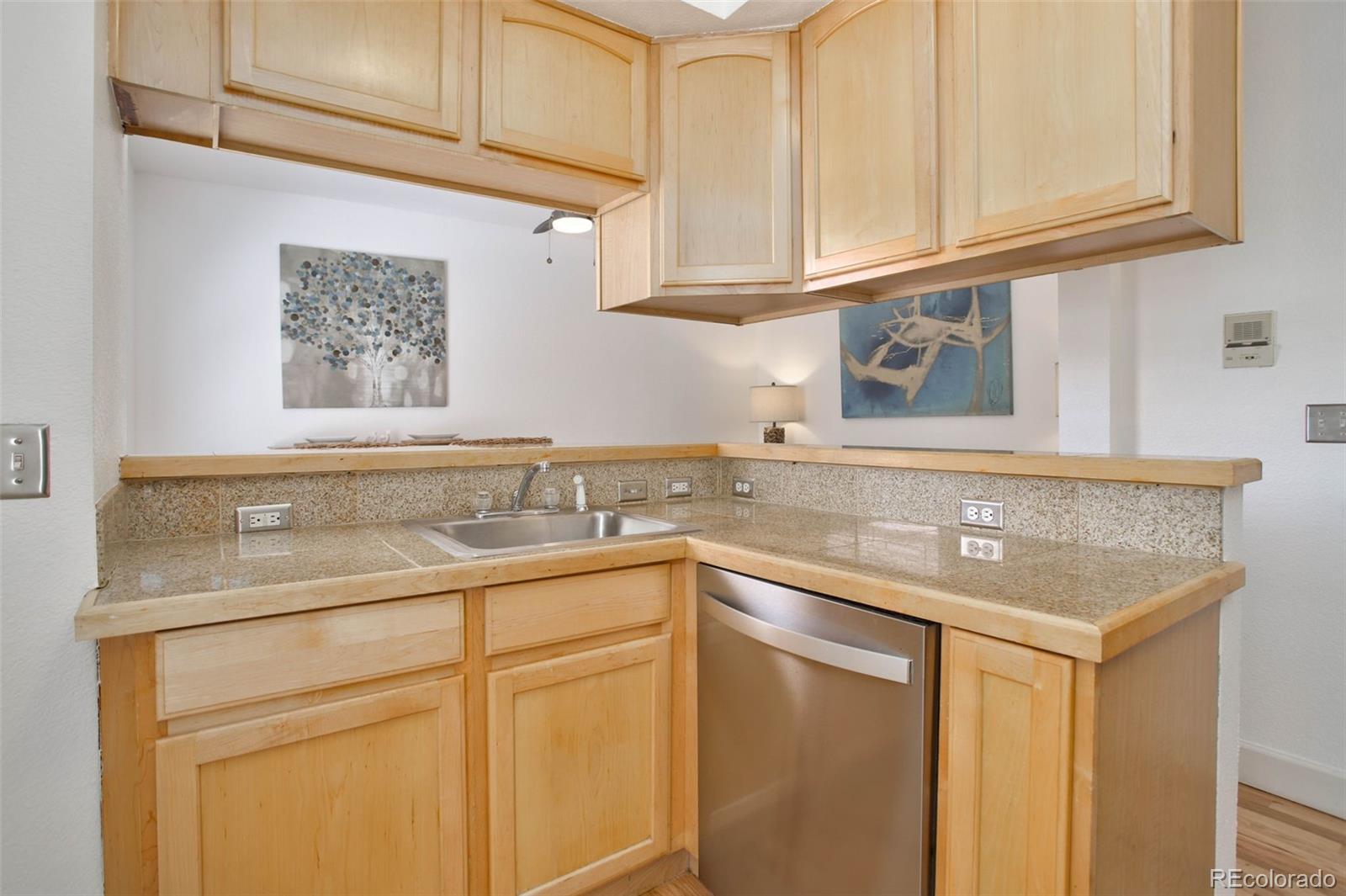 1629 N Clarkson Street 13, Denver, CO, 80218 2 1629 N Clarkson Street 13