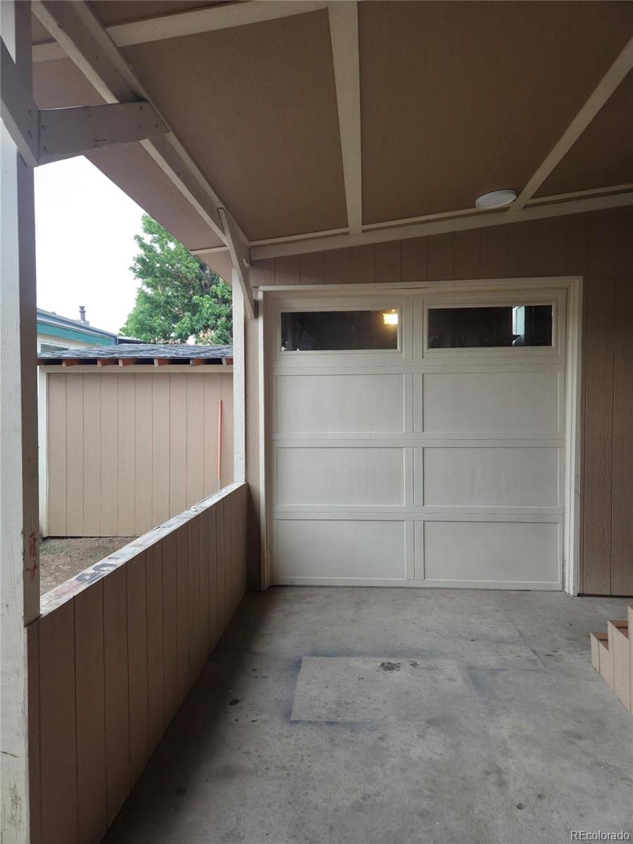 1500 W Thornton Parkway