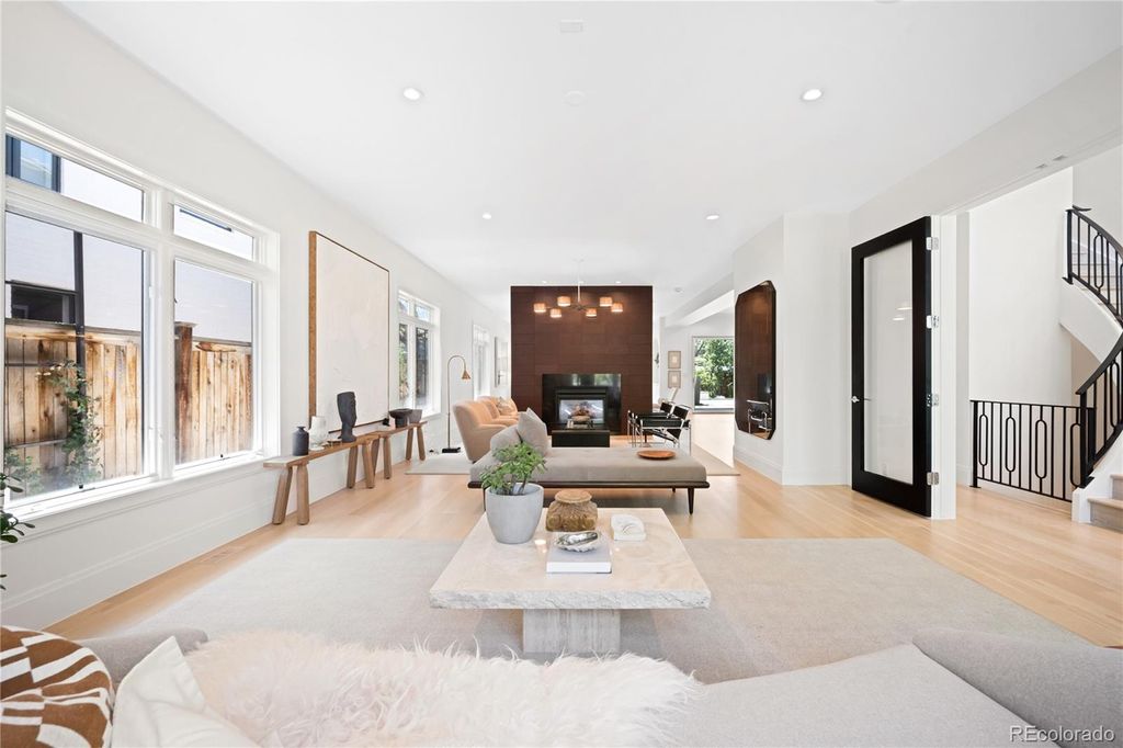 Photo of 19 S Eudora Street, Denver, CO 80246 (MLS # 4677100)