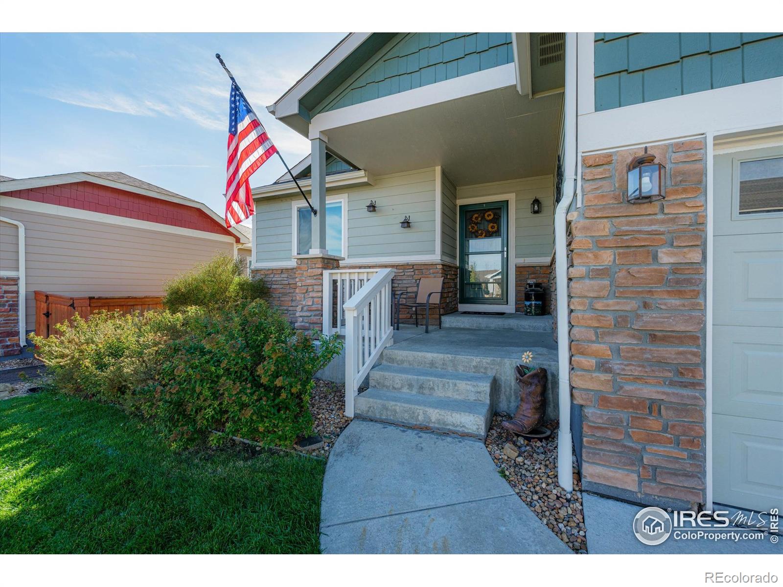 1595 Monterey Valley Parkway