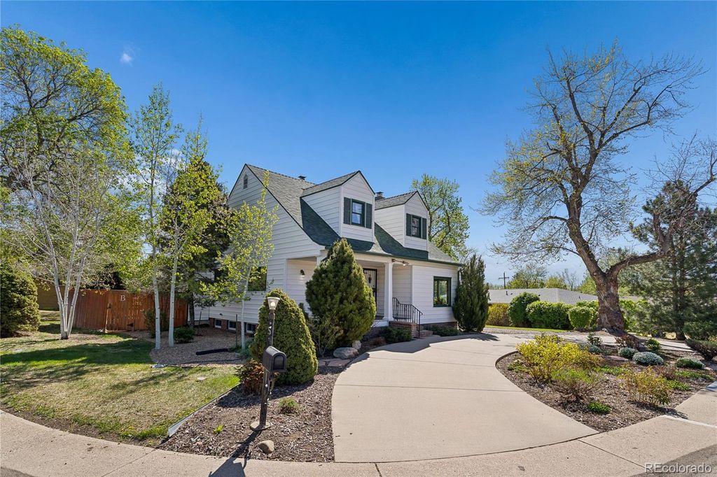 Photo of 1890 Darlee Court, Lakewood, CO 80215 (MLS # 7001141)