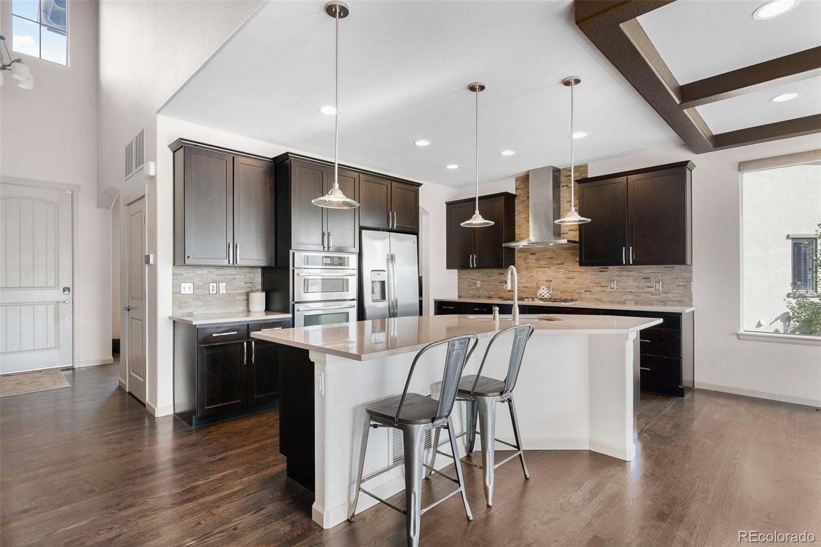 2385 S Loveland Way