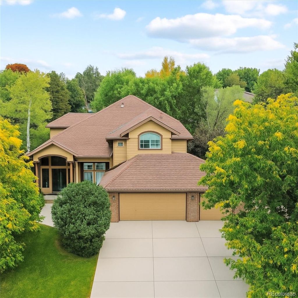 Photo of 3020 S Newcombe Way, Lakewood, CO 80227 (MLS # 8201549)