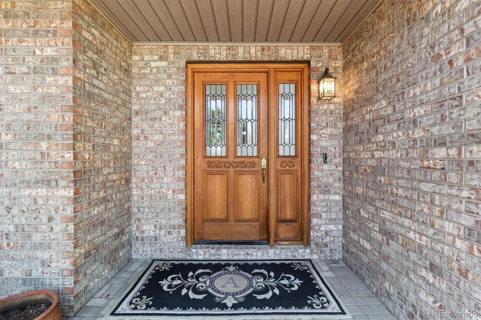 1123 Oakhurst Drive