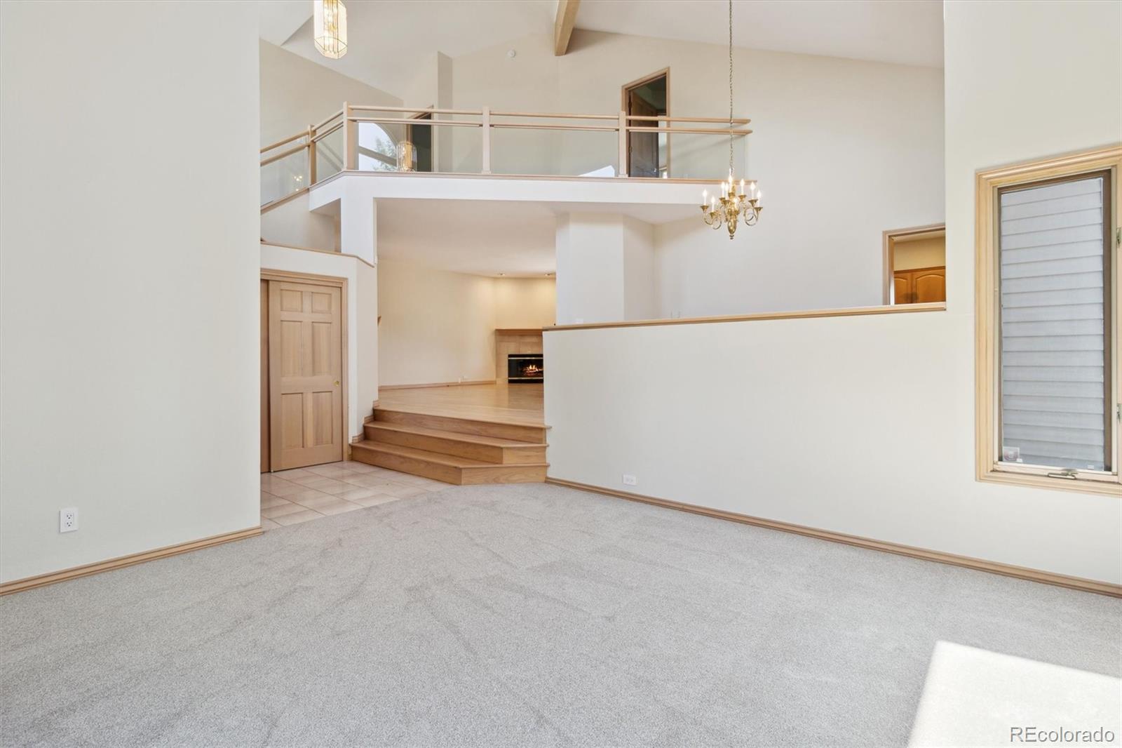 1123 Oakhurst Drive