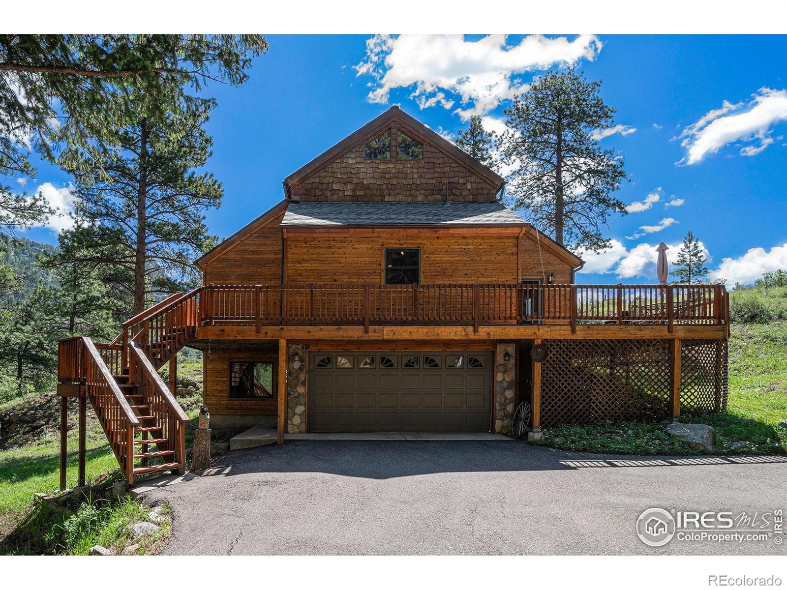 1056 Fall River Court