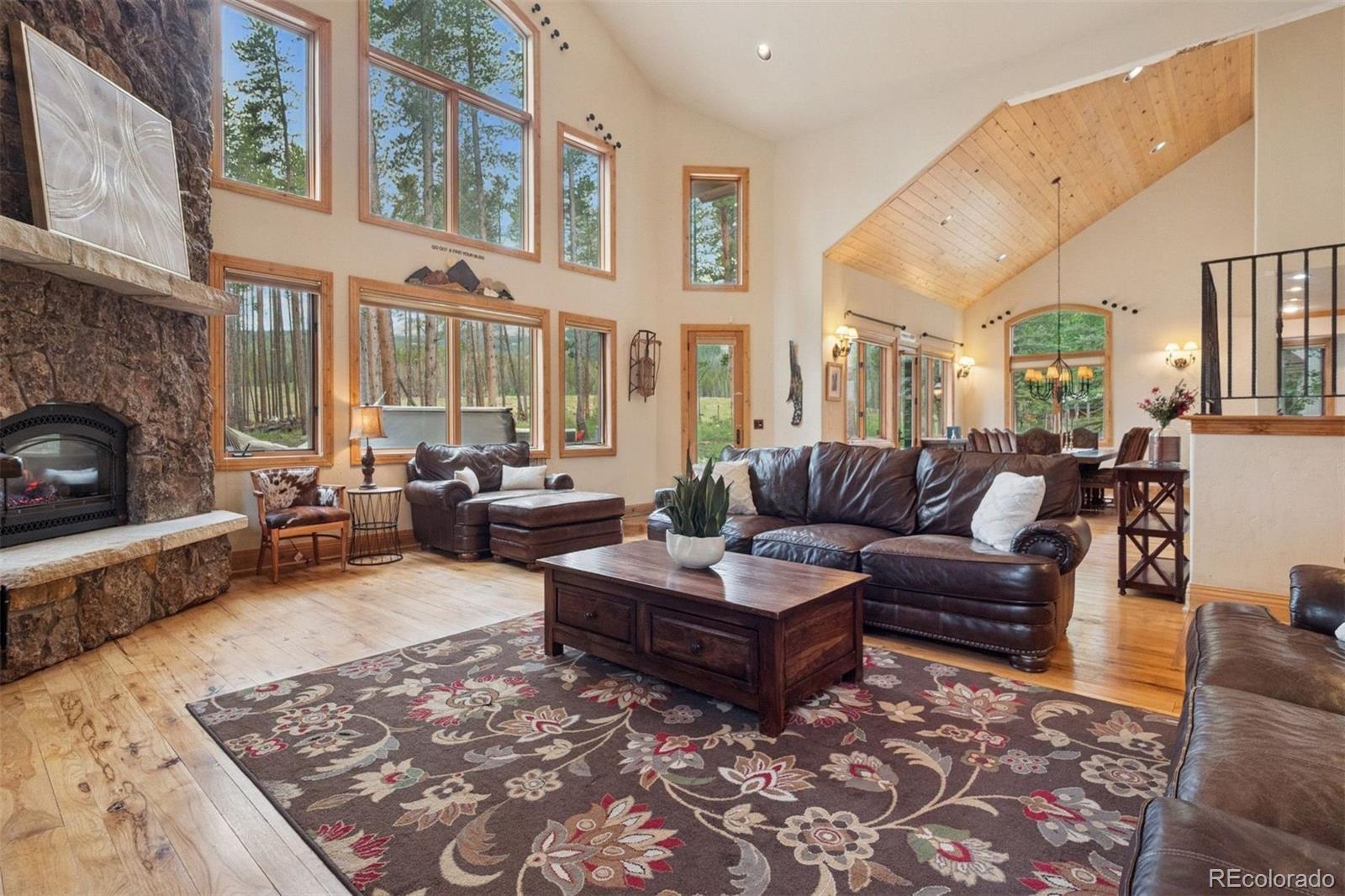 28 White Cloud Drive
