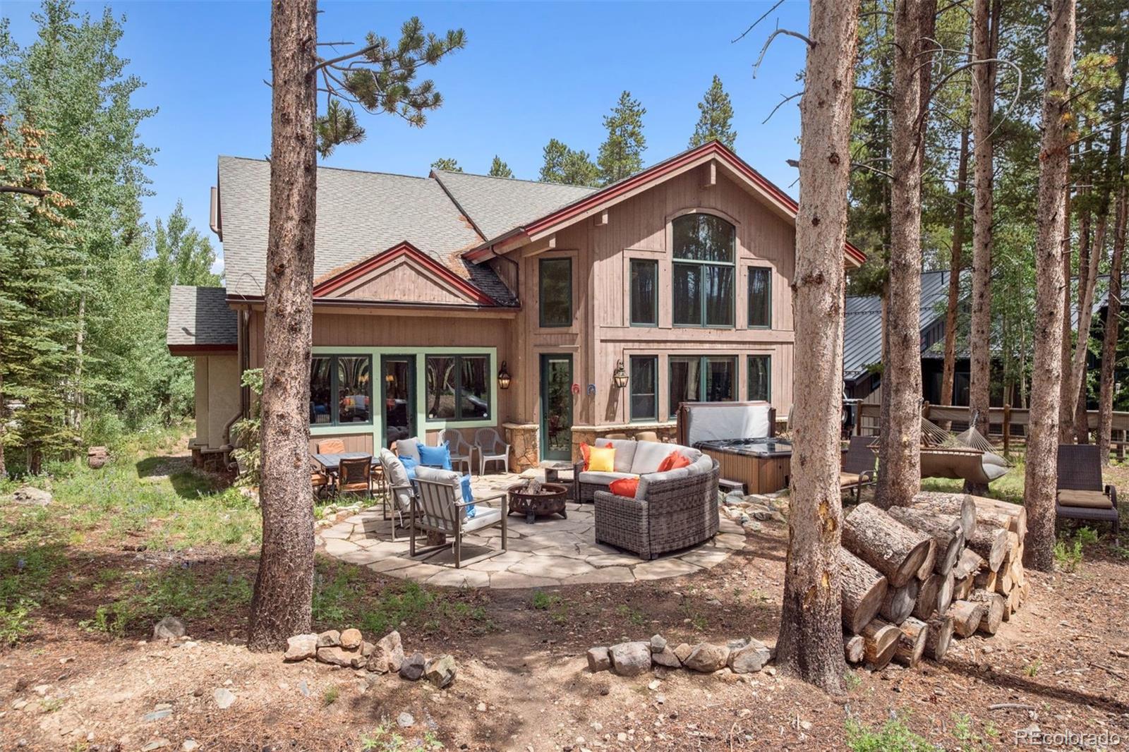 28 White Cloud Drive