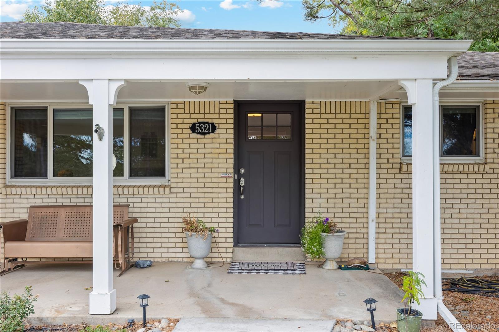 5321 S Nelson Street