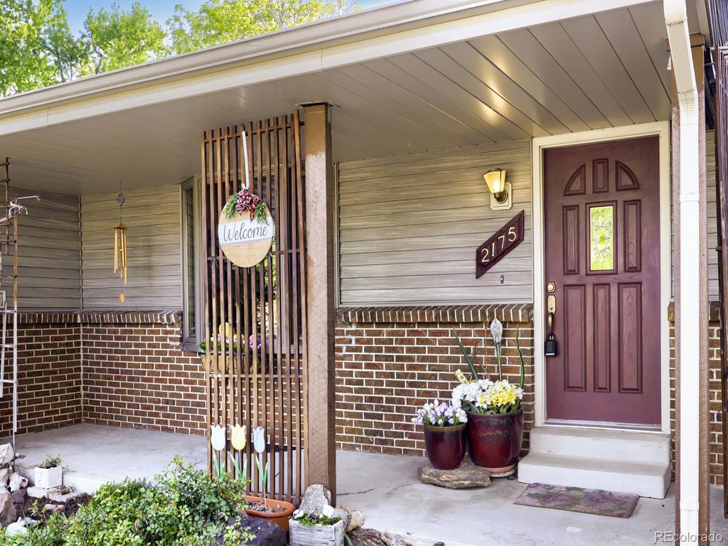 Photo of 2175 S Flower Street, Lakewood, CO 80227 (MLS # 8307810)