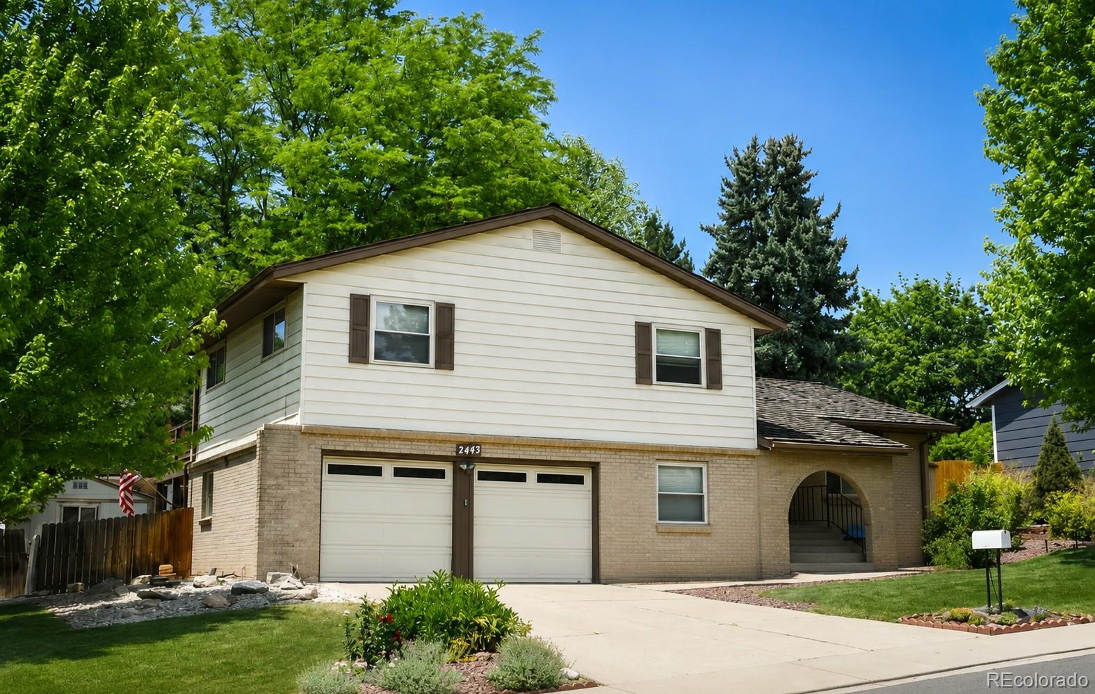 2443 S Carr Court