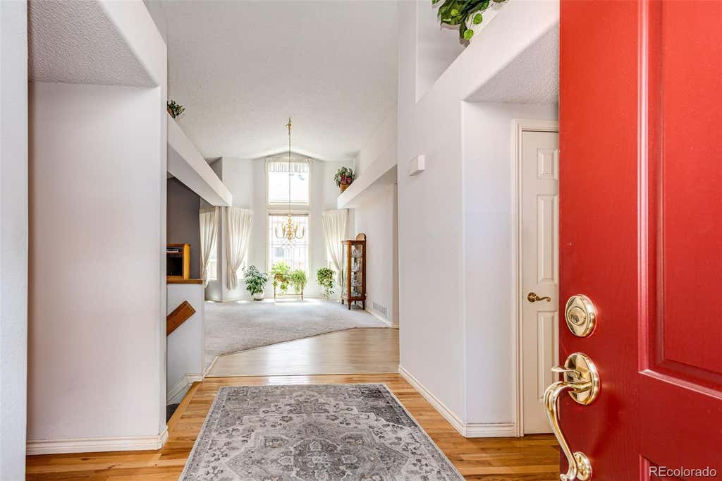 Photo of 2566 S Independence Court, Lakewood, CO 80227 (MLS # 5255437)