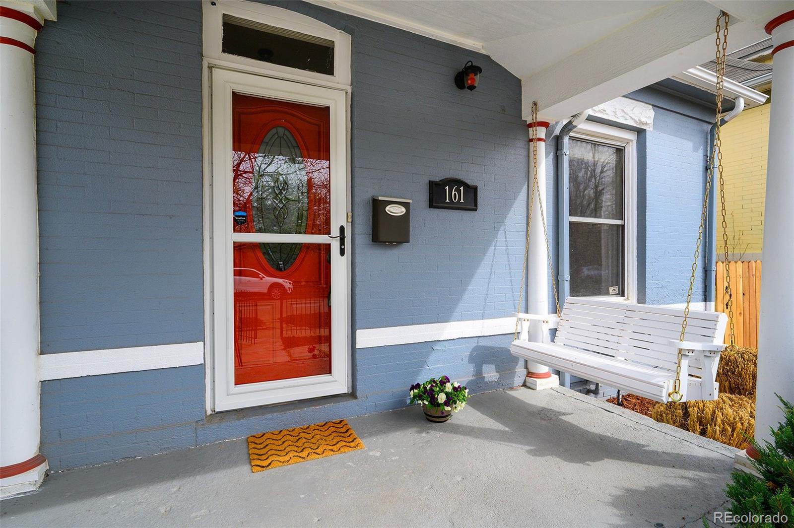 161 W Maple Avenue