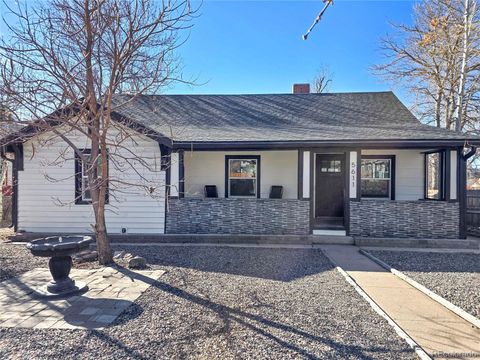 Photo of 5611 S Cedar Street, Littleton, CO 80120 (MLS # 5169344)