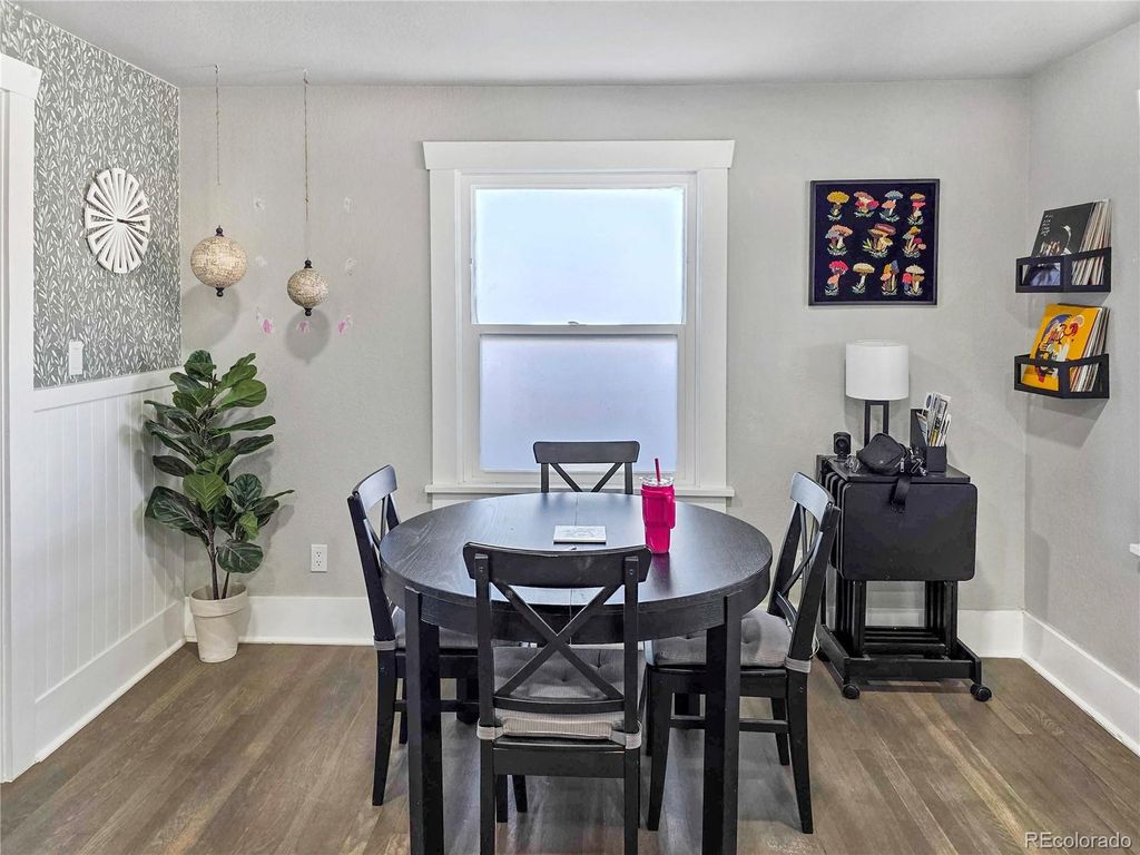 Photo of 5611 S Cedar Street, Littleton, CO 80120 (MLS # 5169344)