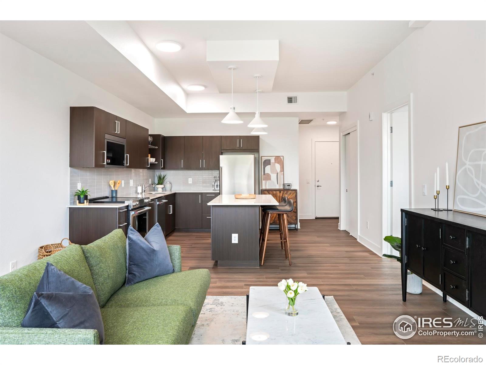 1707 Walnut Street 205