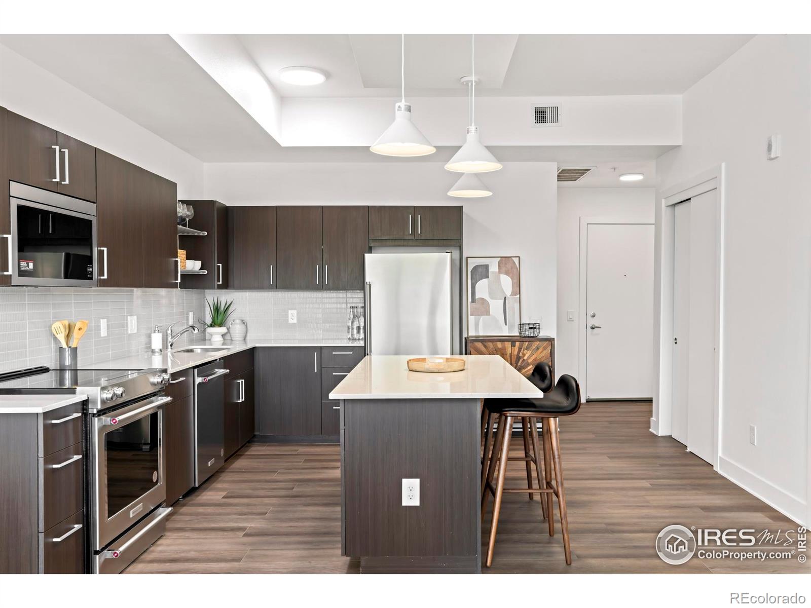 1707 Walnut Street 205