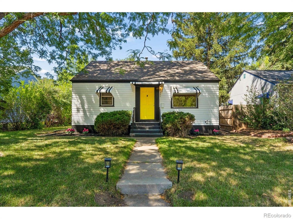 Photo of 331 Francis Street, Longmont, CO 80501 (MLS # IR1070783)
